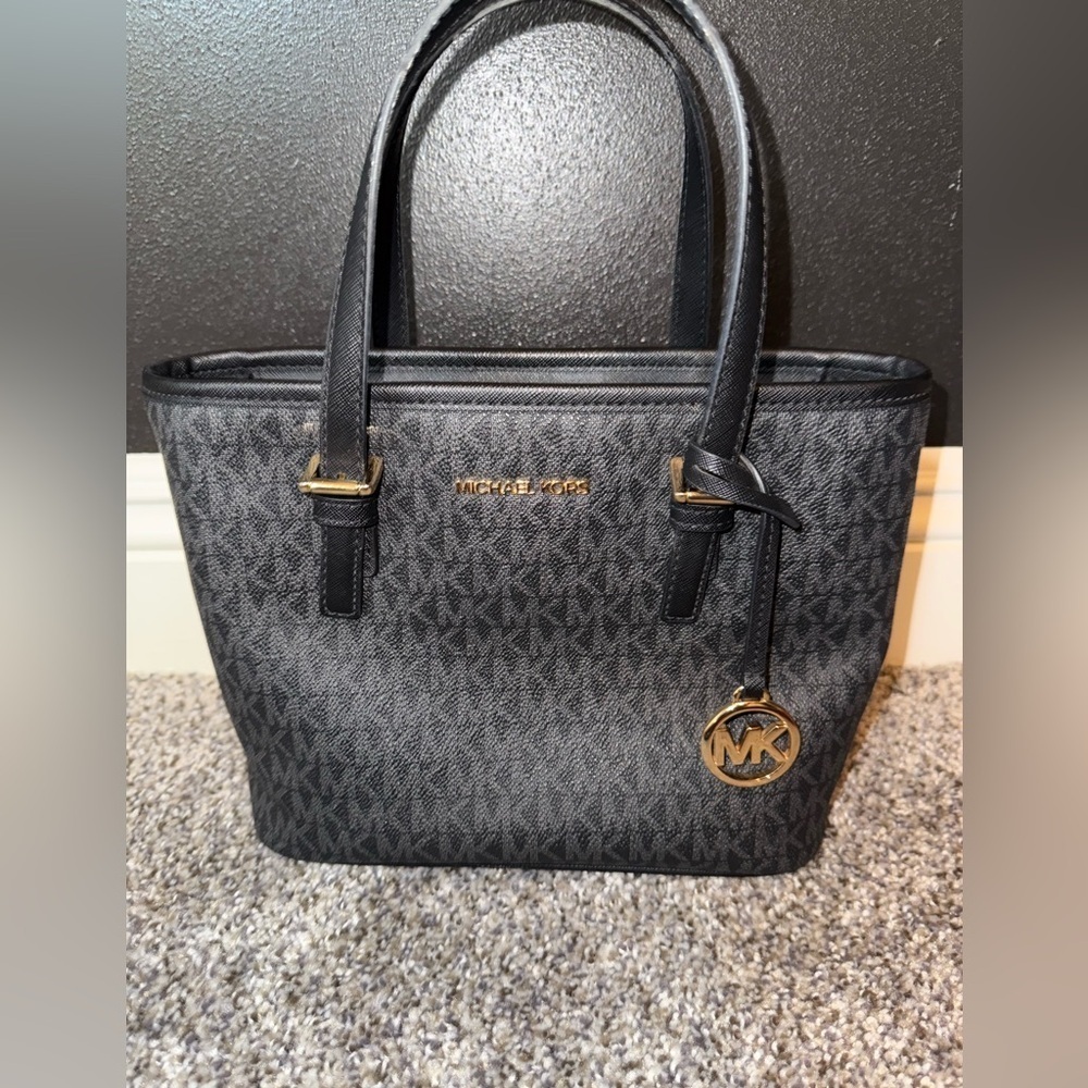 Michael Kors MK logo mini tote with logo crossbody strap - Picture 2 of 12